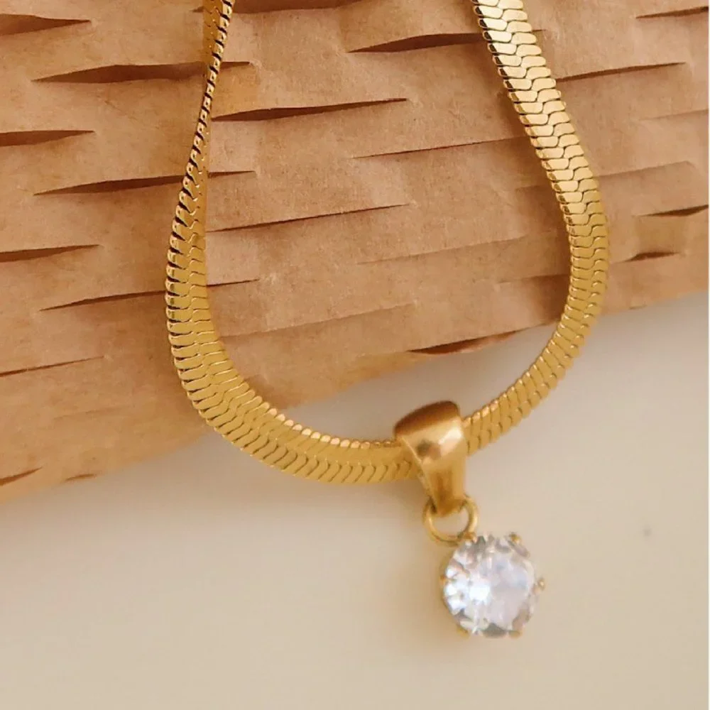 #NEW 18K Gold Plated 2CT Solitaire Diamond Flat Herringbone Necklace